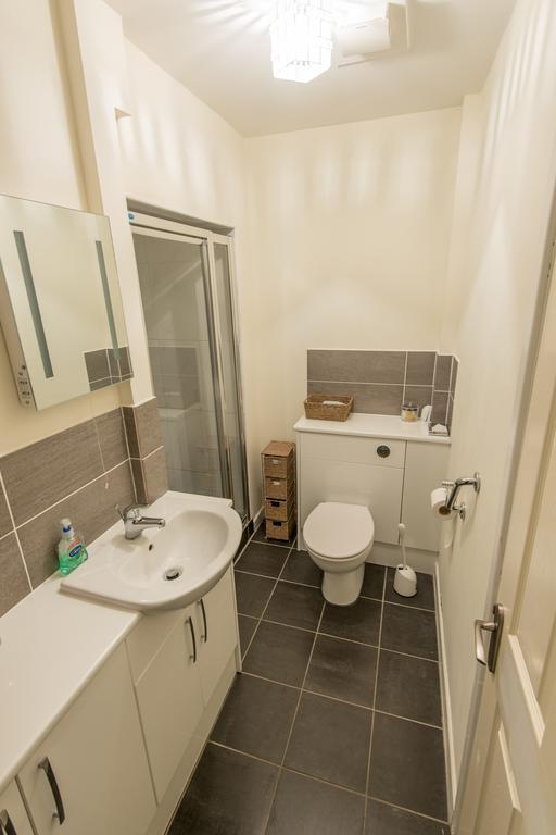 Crofters Guest House Уитни Экстерьер фото
