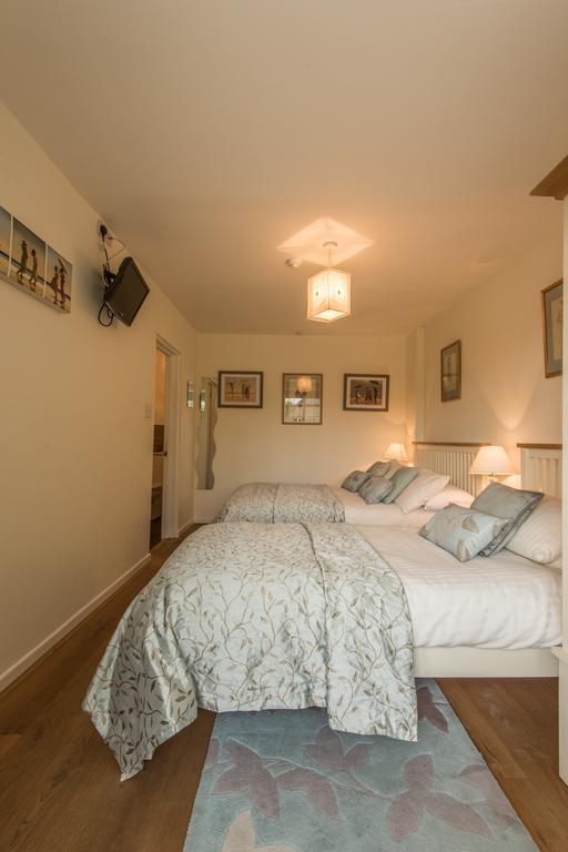 Crofters Guest House Уитни Экстерьер фото